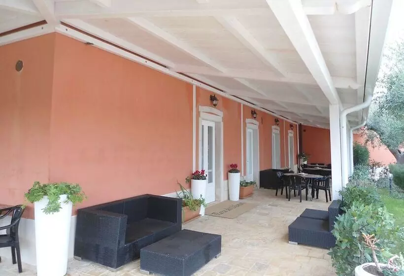 Hotel Parco Dei Manieri