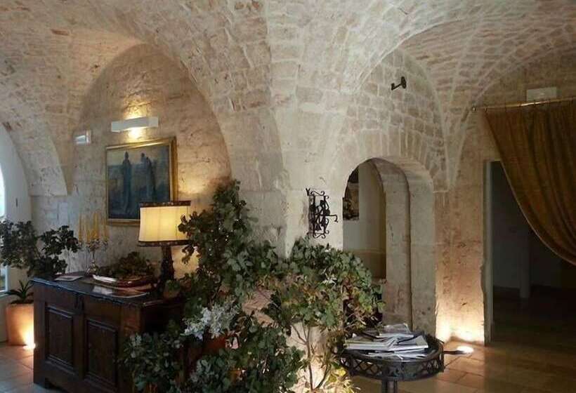 هتل Parco Dei Manieri