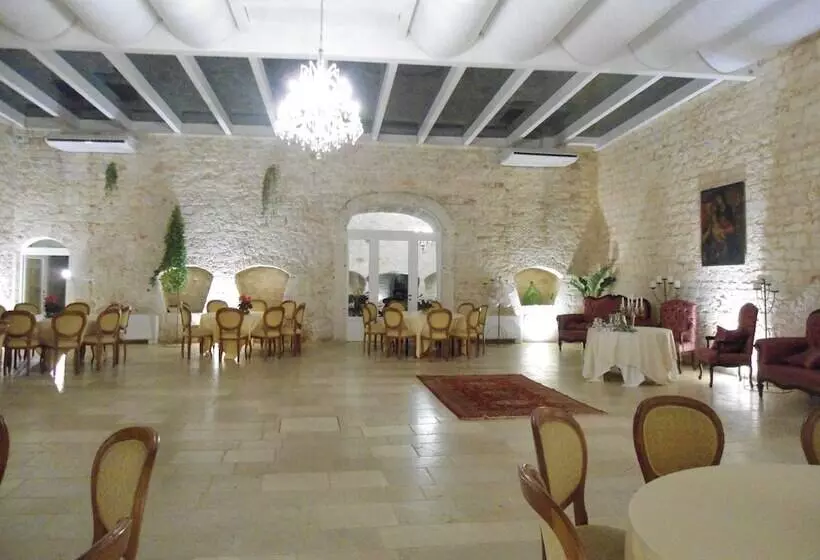 Hotel Parco Dei Manieri