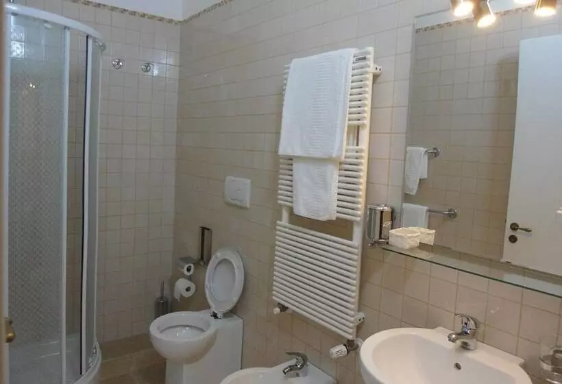 Hotel Parco Dei Manieri