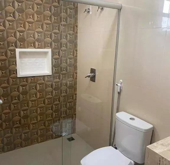 Hotelli Plaza Pontes E Lacerda