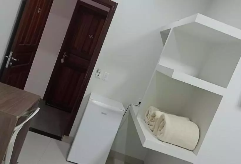 Hotelli Plaza Pontes E Lacerda