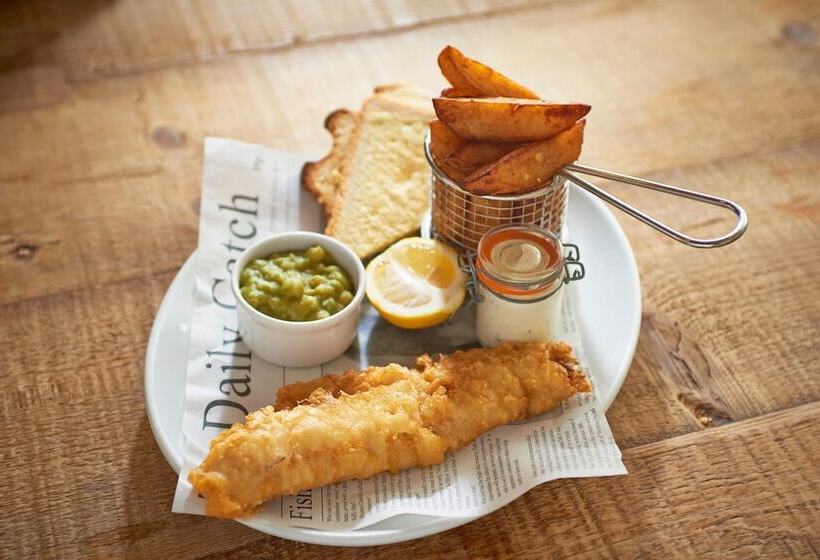 فندق Seven Stars