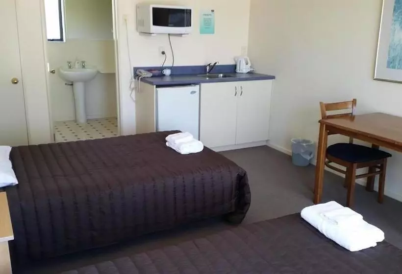 Motelli Brightwater Motor Inn Nelson
