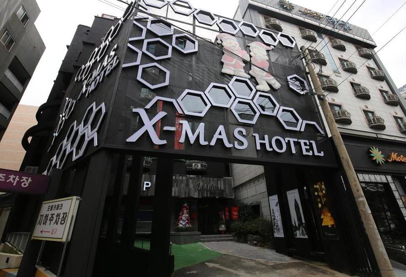 Motel Daejeon Jungri Xmas