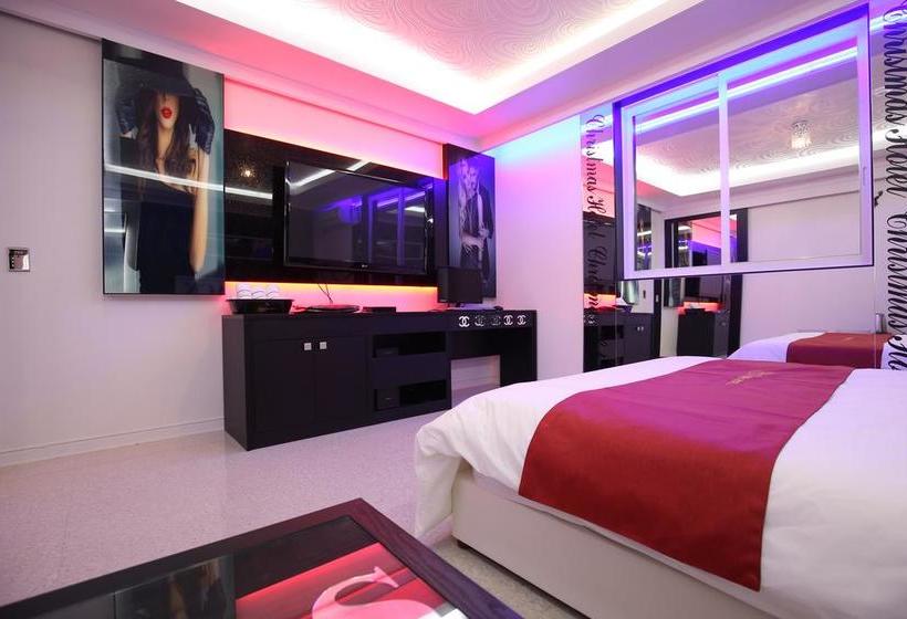 Motel Daejeon Jungri Xmas