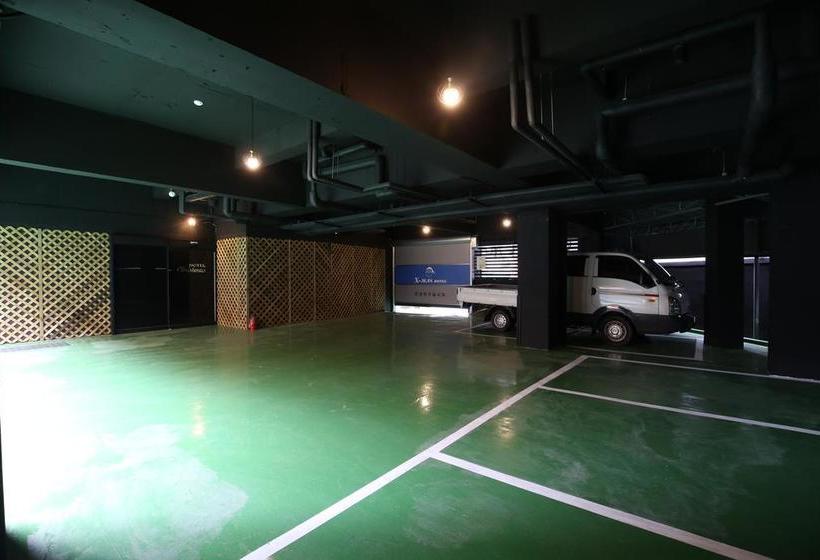 Motel Daejeon Jungri Xmas