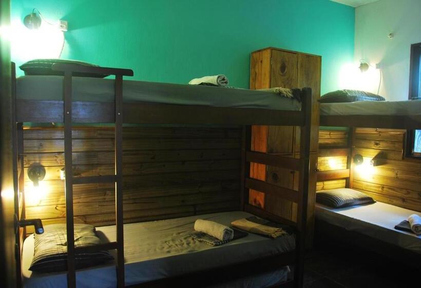 Samblumba Hostel Trindade