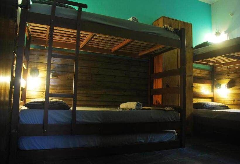 Samblumba Hostel Trindade