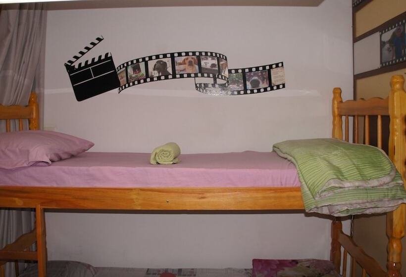 Share Guest Hostel