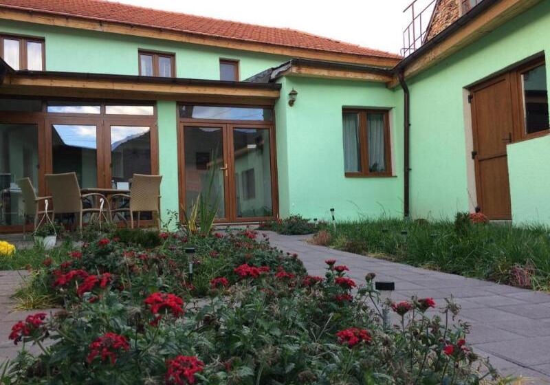 تختخواب و صبحانه Casa Aurelia