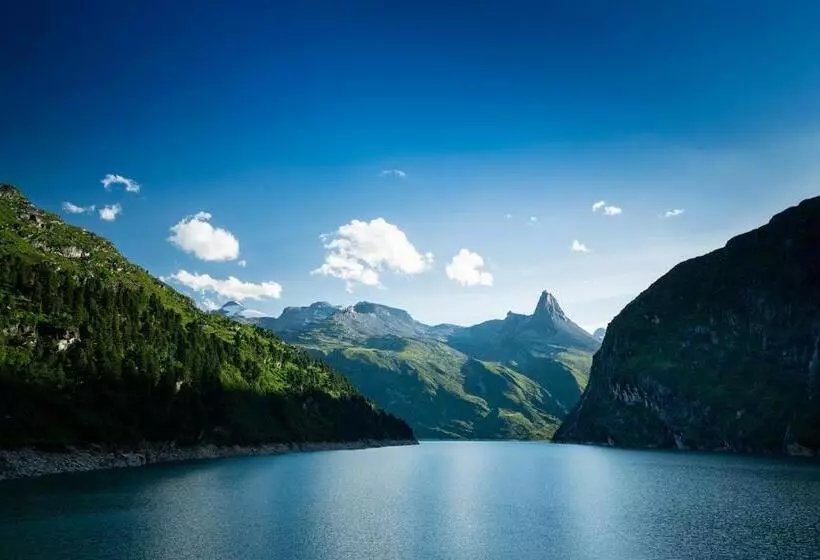 ホテル 7132 Glenner