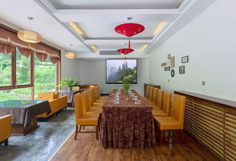 هتل Homeward Mountain Resort