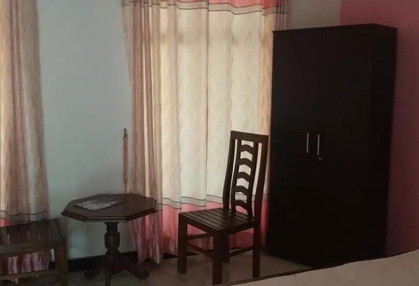 Hotelli Island Breeze Inn