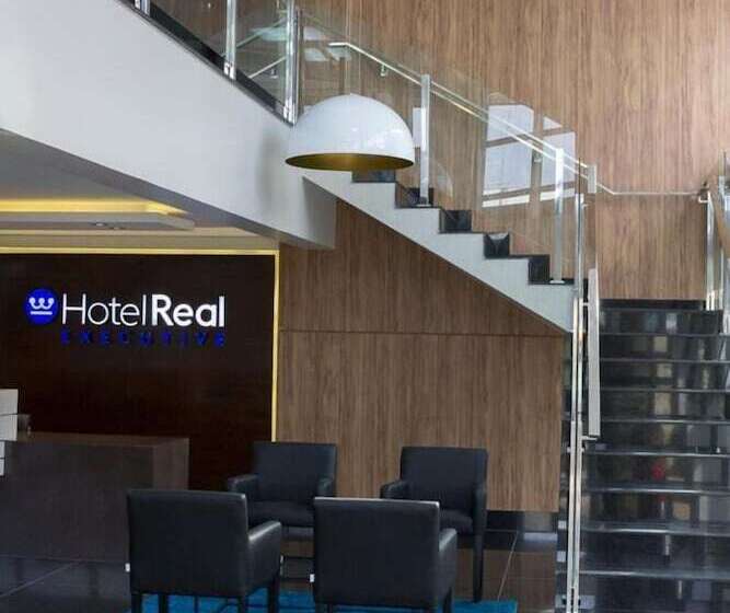 Отель Real Executive