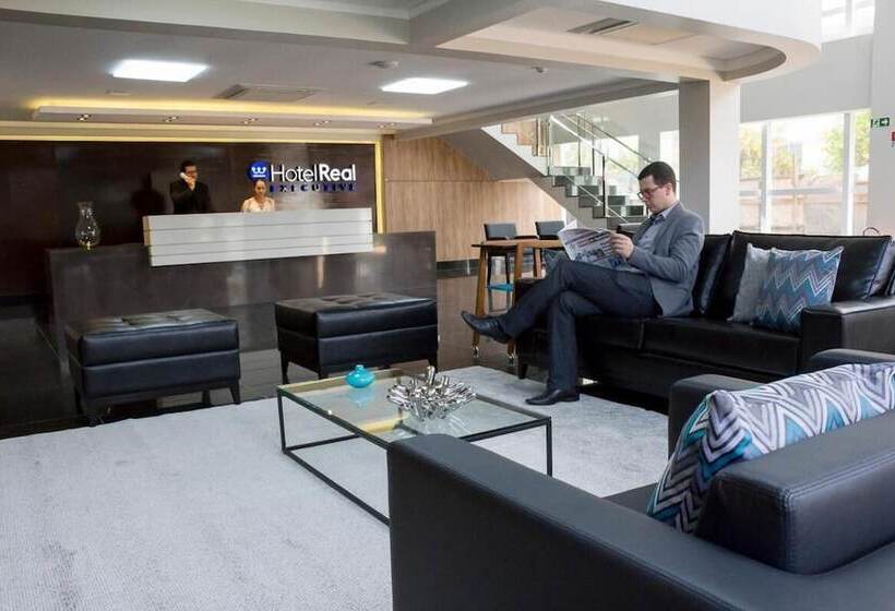 Отель Real Executive