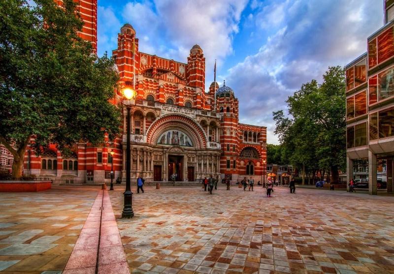 ホテル The Eaton Townhouse