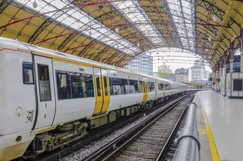 ホテル The Eaton Townhouse