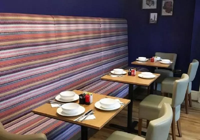 ホテル The Eaton Townhouse