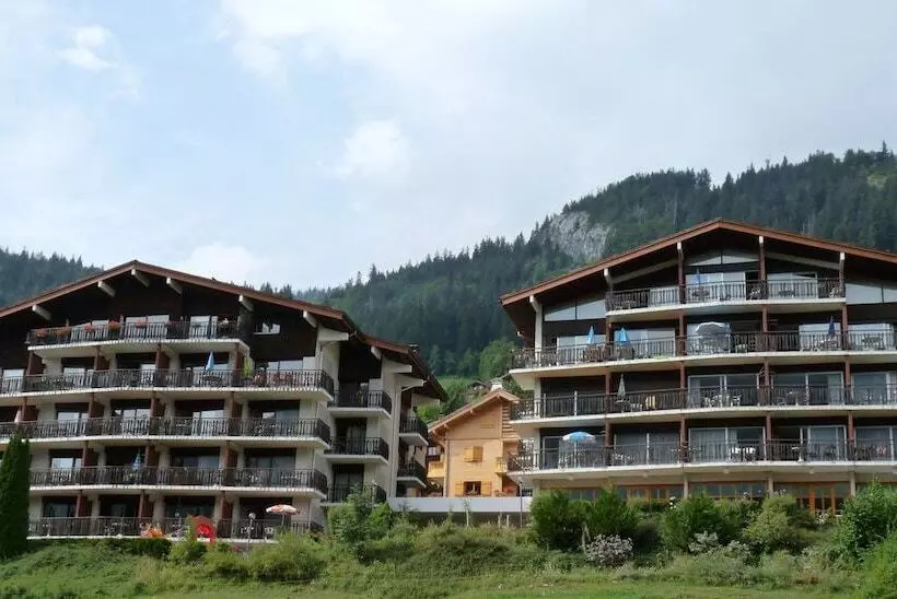 هتل Village Vacances Le Savoy
