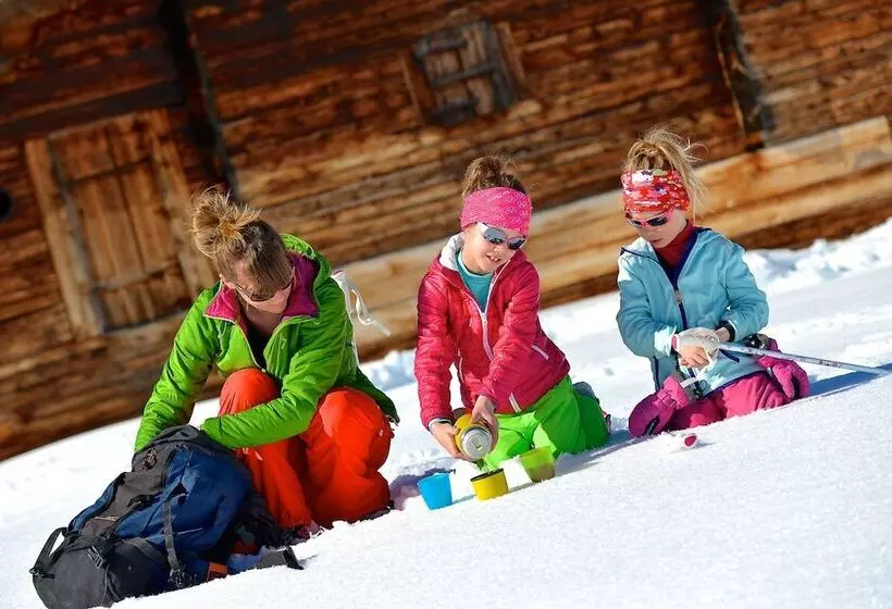 هتل Village Vacances Le Savoy