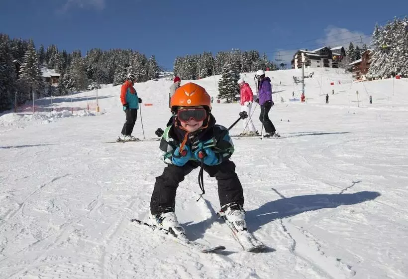 هتل Village Vacances Le Savoy