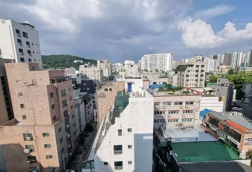 Motelli Restia Hotel Suwon Station