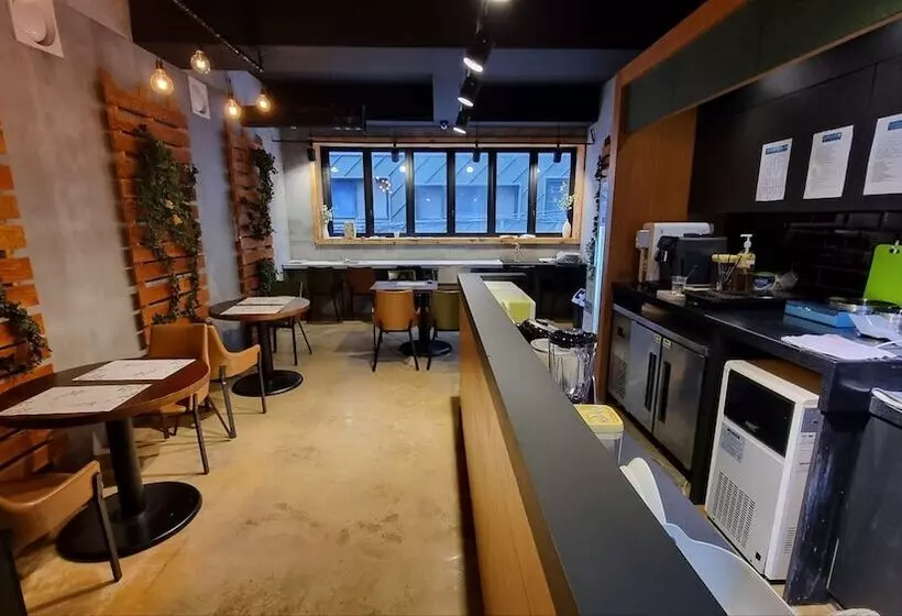 Motelli Restia Hotel Suwon Station