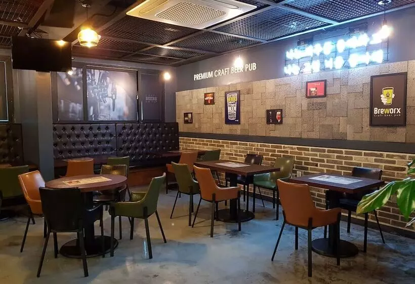 Motelli Restia Hotel Suwon Station