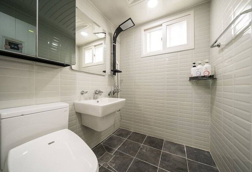 מוטל Malu Hotel Suwon