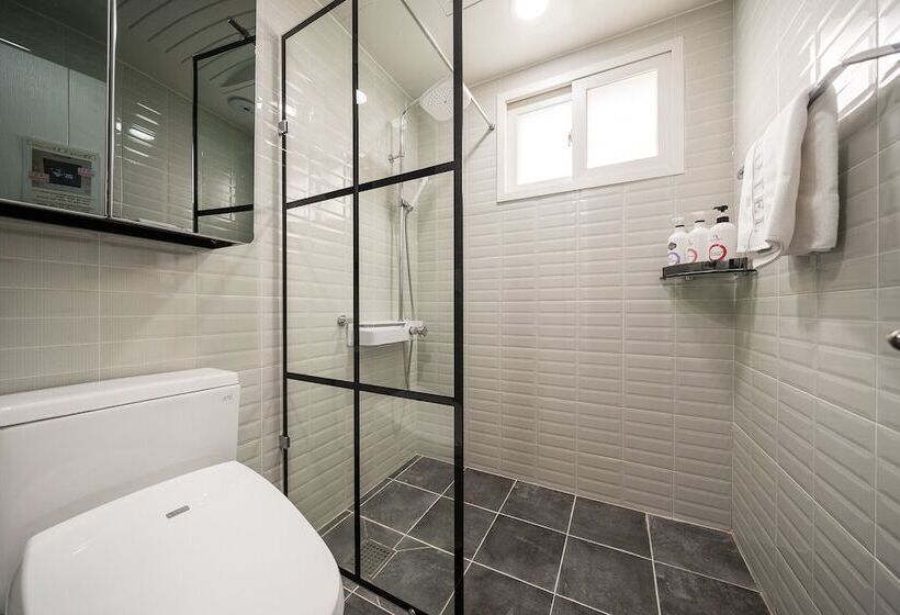 מוטל Malu Hotel Suwon