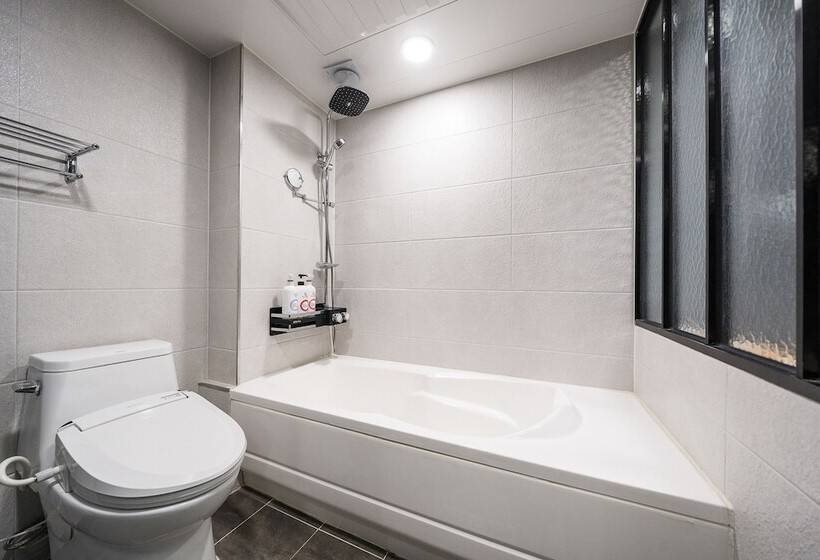 מוטל Malu Hotel Suwon