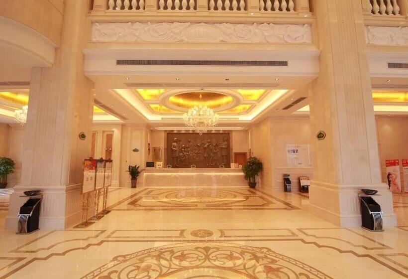 Vienna Hotel Foshan Airport