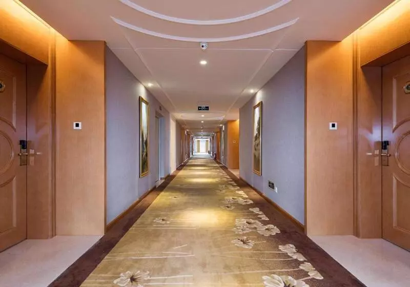 Vienna Hotel Foshan Airport