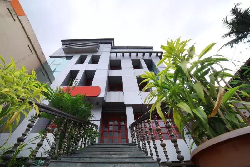 Super Hotel O Oasis