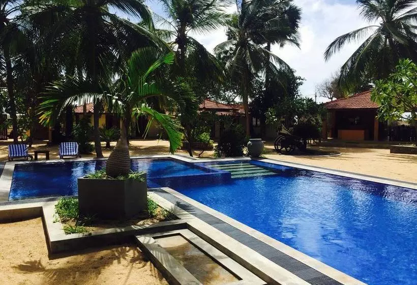 Horizon Kitesurfing Beach Resort