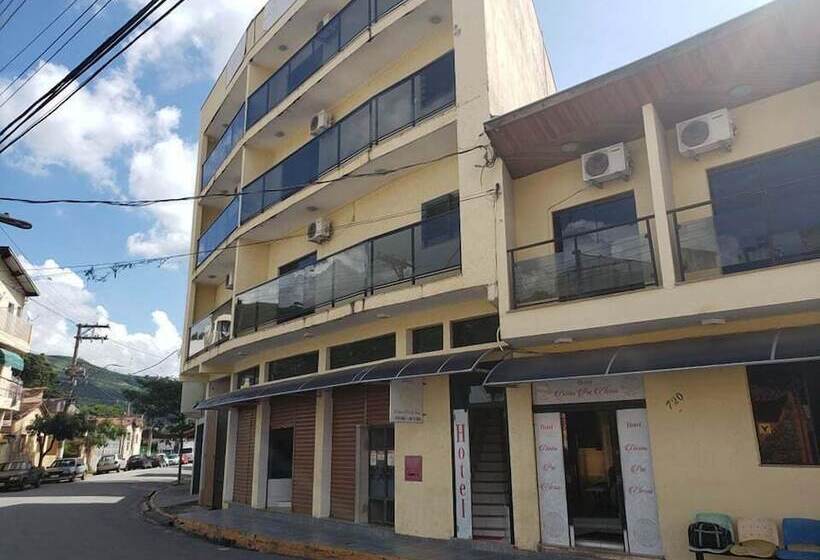 בית מלון כפרי Divino Pai Eterno