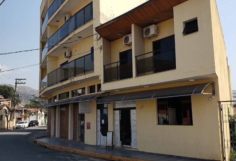 בית מלון כפרי Divino Pai Eterno