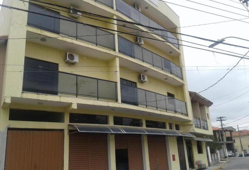 בית מלון כפרי Divino Pai Eterno