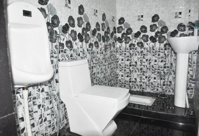 Hotel Shalimar Palace