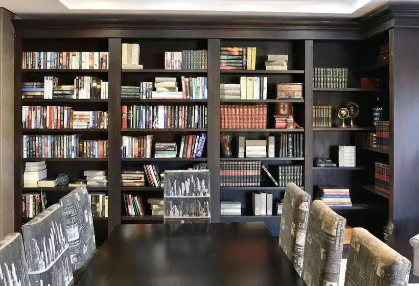 هتل Tredenham Boutique
