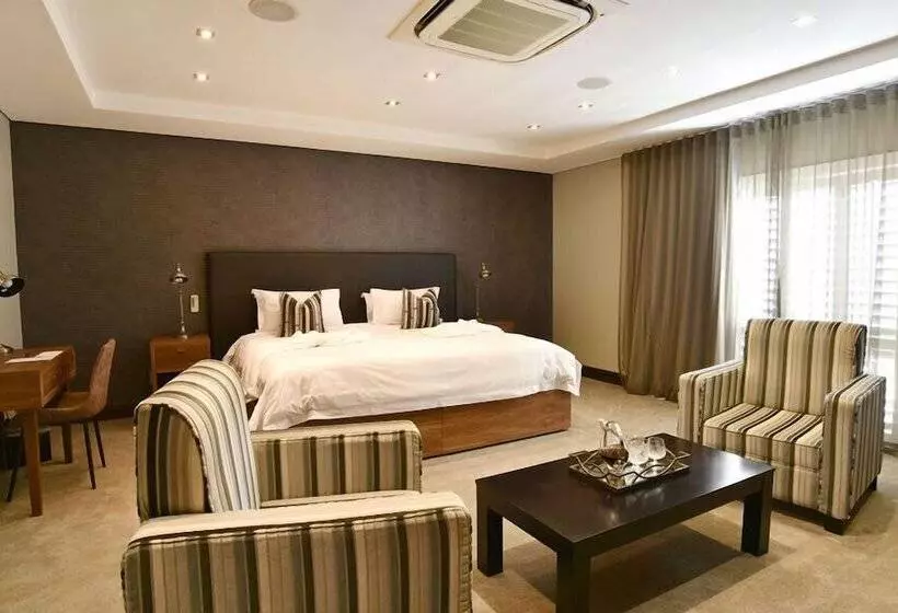 هتل Tredenham Boutique