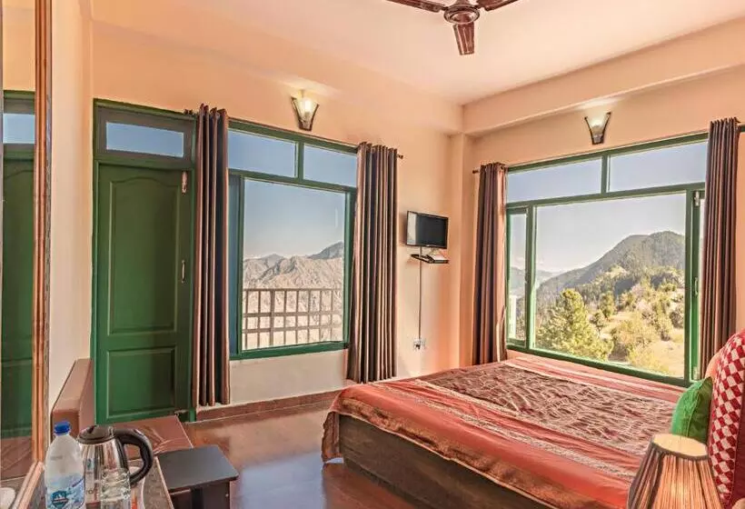 ホテル Trimurti Pine Valley Resort