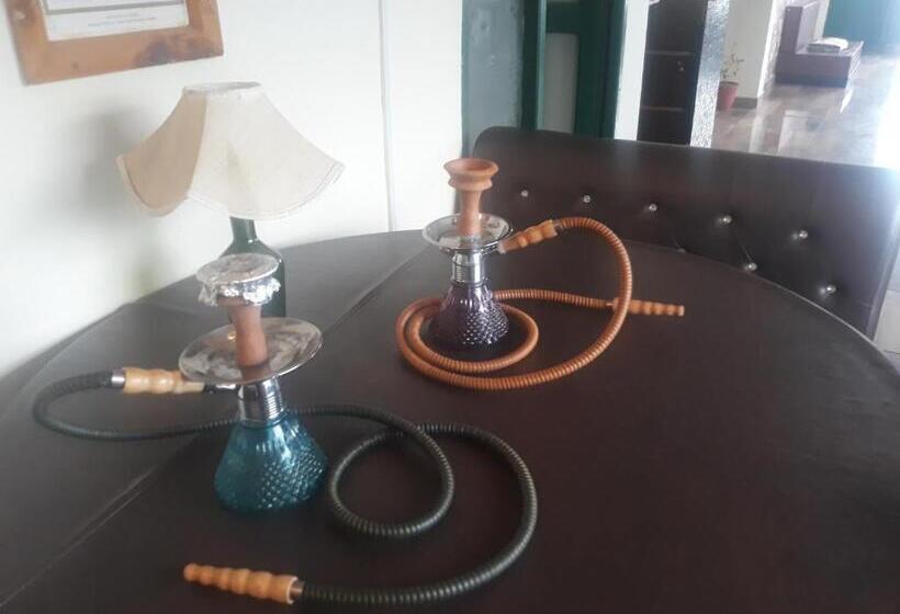 בית מלון כפרי Trimurti Pine Valley Resort