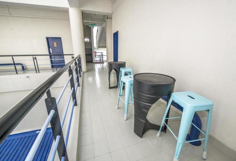 Im4u Hostel, Dek@t Puchong