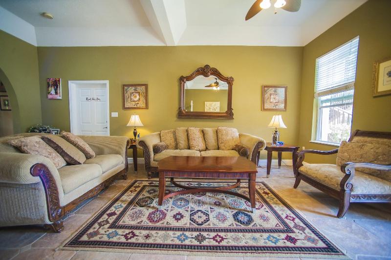 Shangri La Boutique Bed & Breakfast