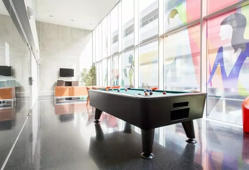 ユースホステル Residencia Universitaria Roberto De Nobili