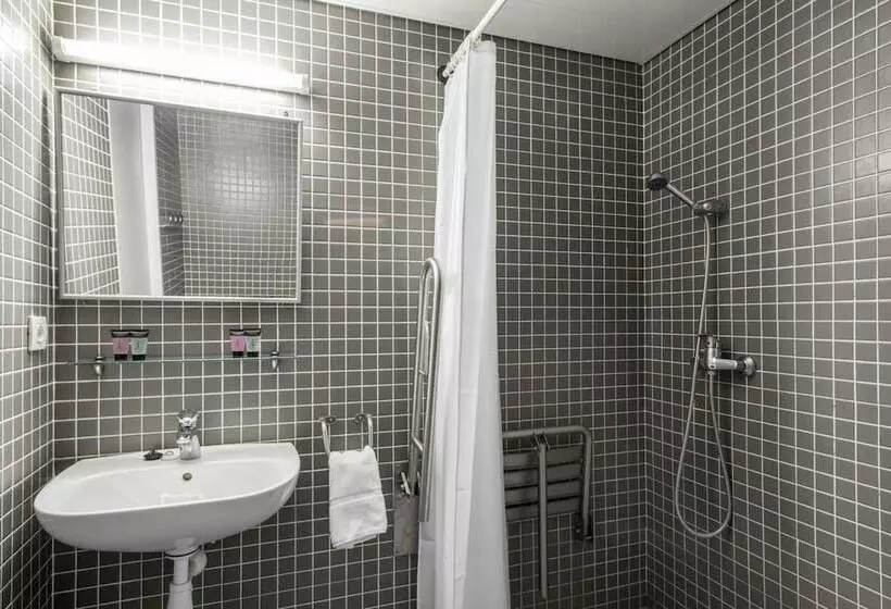 ユースホステル Residencia Universitaria Roberto De Nobili