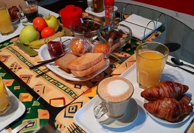 ベッドアンドブレックファースト Habitacions Sant Pere Claver