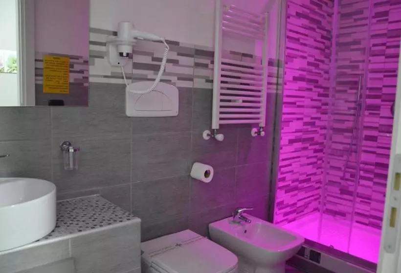 تختخواب و صبحانه Iris Inn